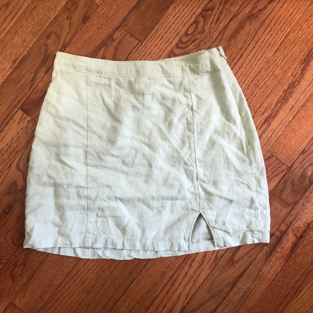 Abercrombie & Fitch Light Green Linen Mini Skirt with small side slit detail